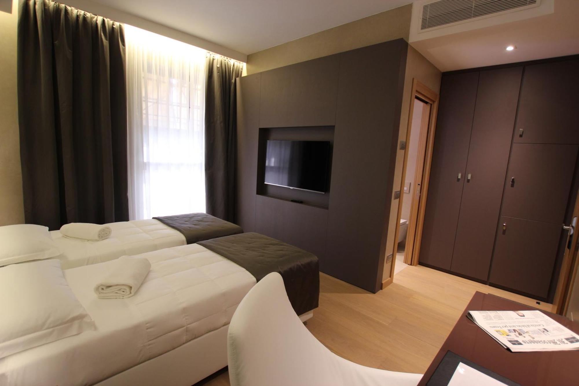 Mokinba Hotels Baviera Milánó Szoba fotó